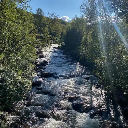 Feten Venner- Og Familiehytte Med Badstue Chalet